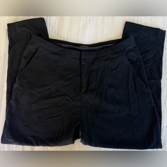 Zara Trafaluc Navy Cropped Pants – Size WM L | Soft Cotton-Blend Trousers EUC - Picture 1 of 10